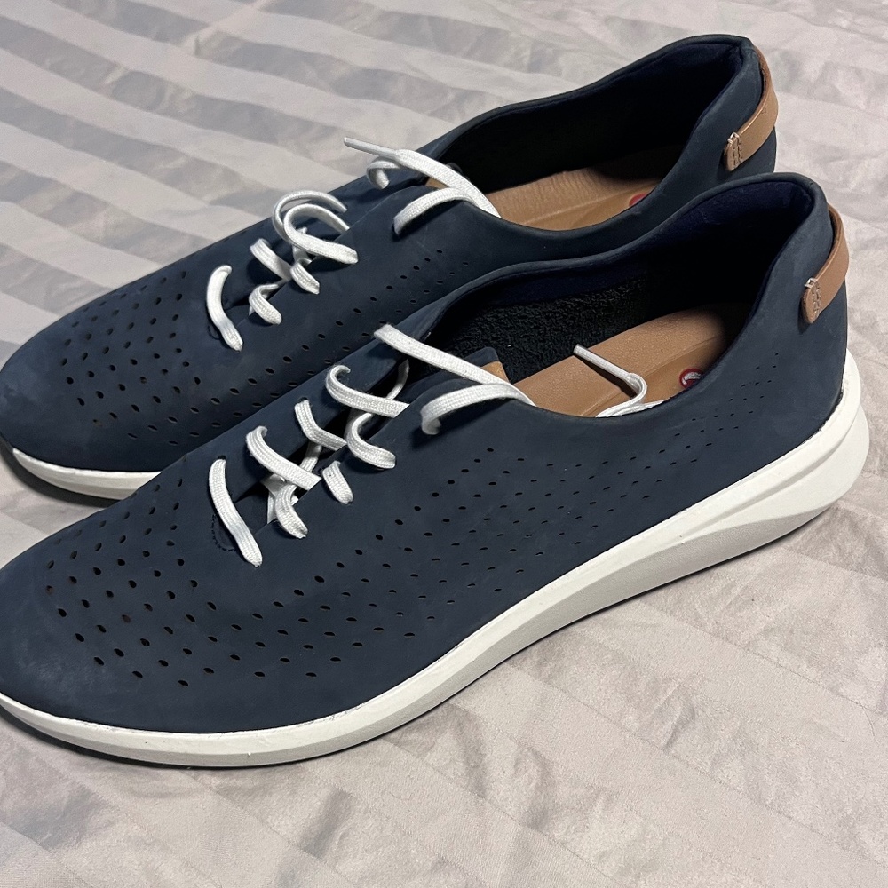 Clark Womens Un Rio Tie Navy Nubuck - Size 9.5M